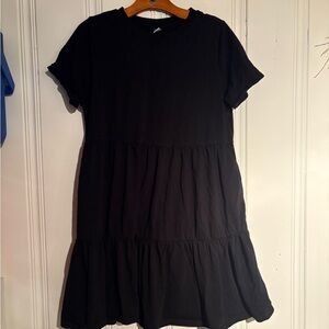 Old Navy Black Tiered Dress Size Large